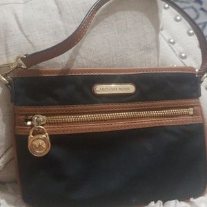 Wristlet/ underarm bag